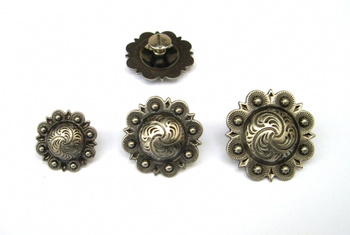 Antigue Silver Berry Concho with Post – 3 versch. Größen