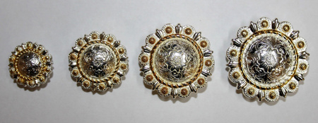 ILC Concho - Floral Engraved Berry - 4 Größen - (7428-0..)