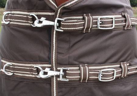 TOUGH HORSE - Regendecke - HALF NECK - MIT Unterdecke (50gr.) - 1680D - BRAUN - 74 bis 78